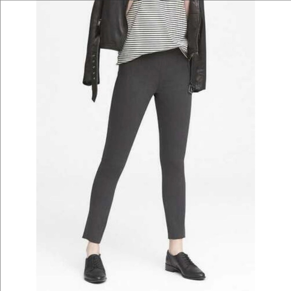 NwT - Banana Republic Devon Pants Womens 00P